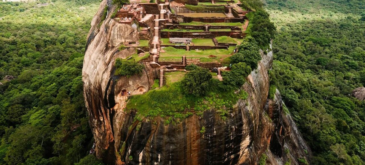 appooppanthaadi-tour-srilanka