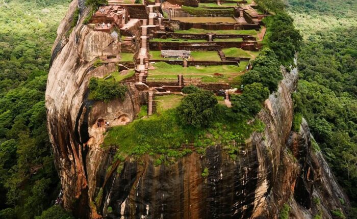 appooppanthaadi-tour-srilanka