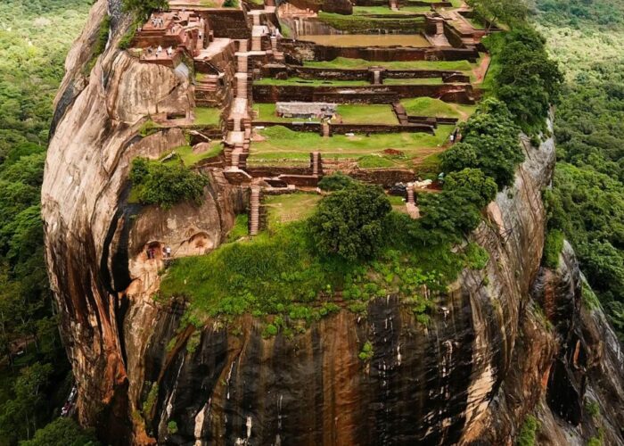 appooppanthaadi-tour-srilanka